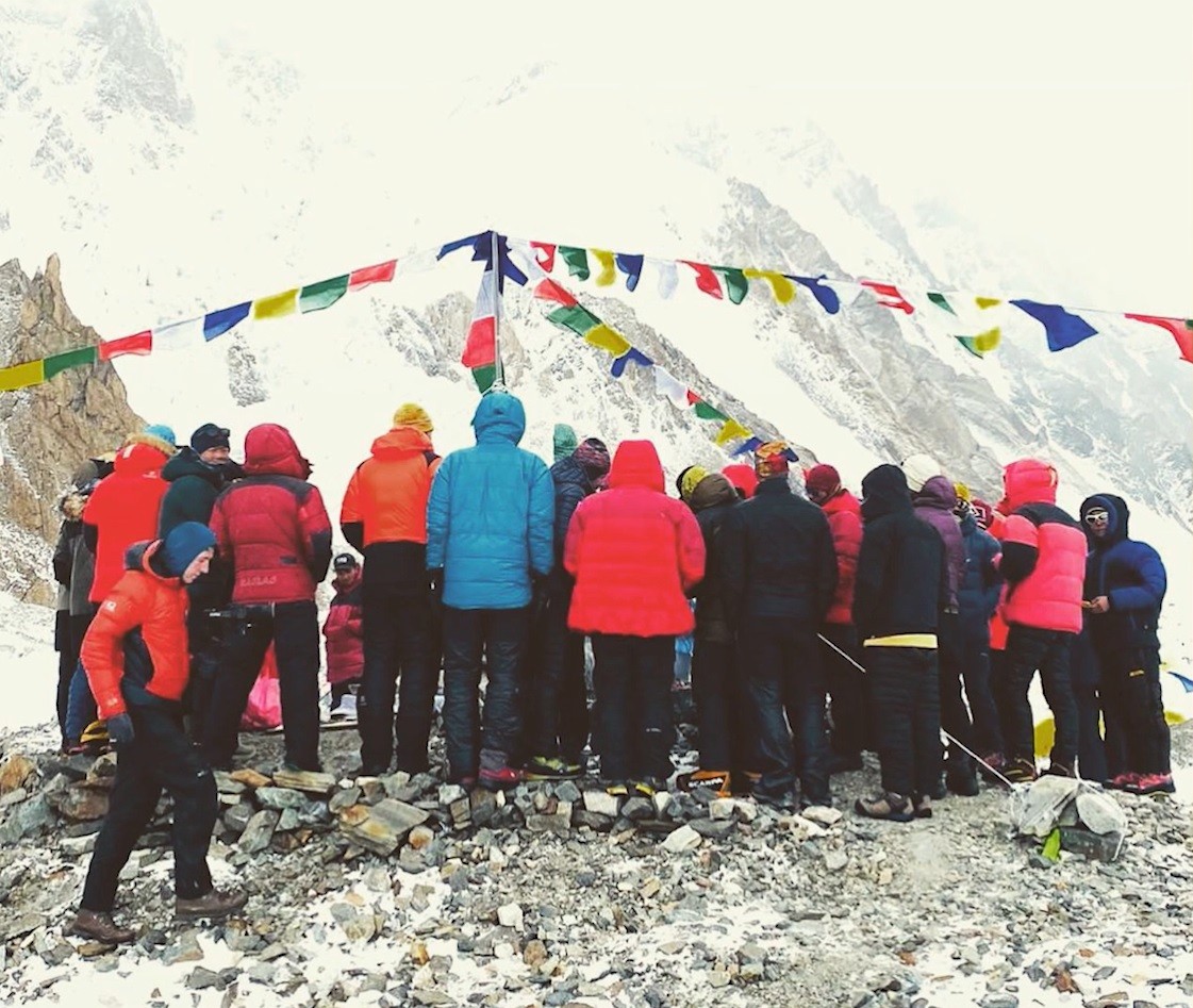 माउन्ट केटुमा नेपालका १० जना पर्वतारोहीले बनाए कीर्तिमान